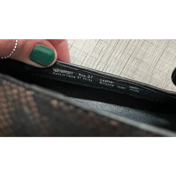 Dansko Olivia bronze snake leather loafers size 7 - Picture 9 of 11